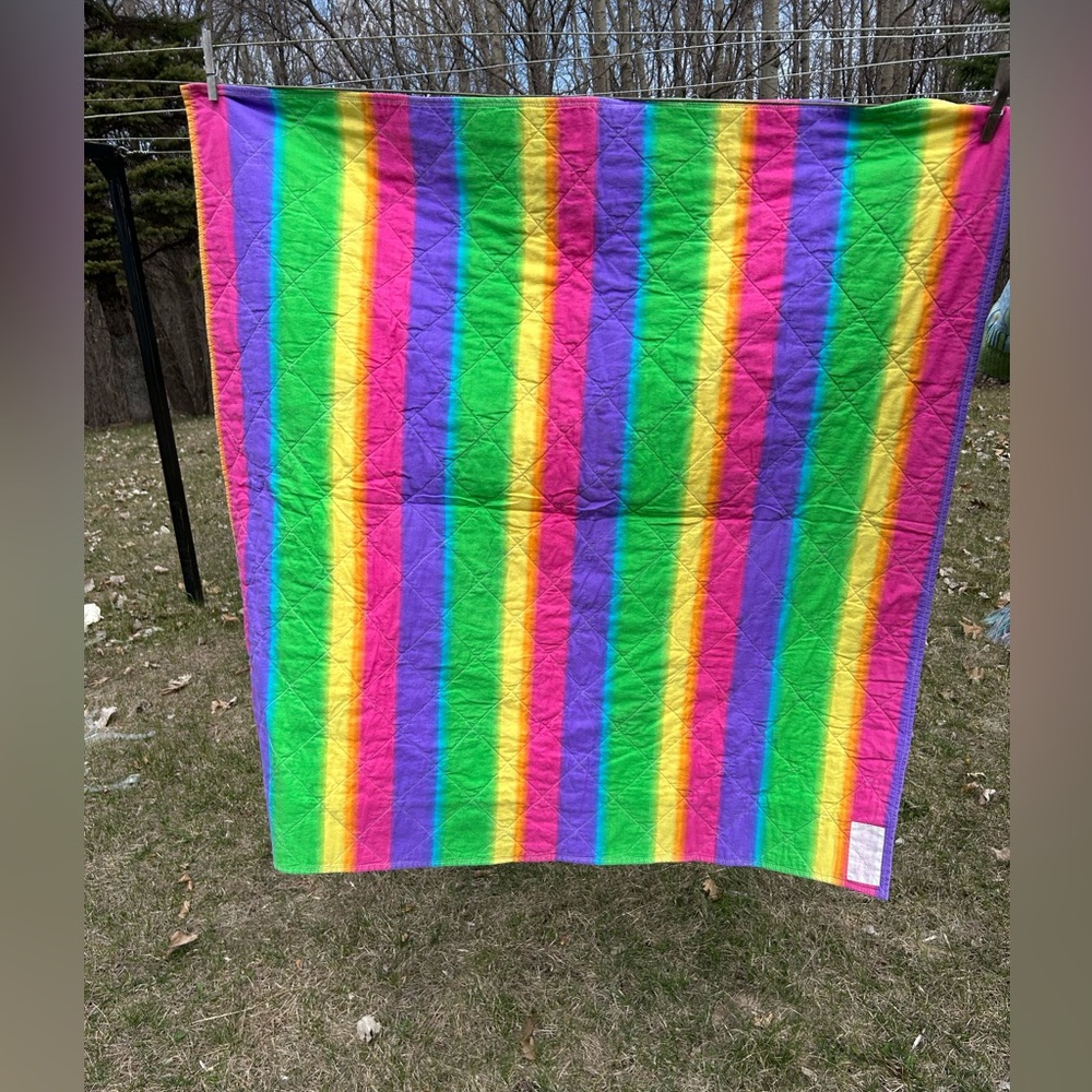 Colorful Patchwork Quilt handmade - Picture 3 of 3